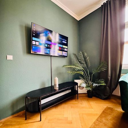 Rebelrents #4 Design Trifft Komfort - Einzigartiges Ferienapartment In Der Nahe Des Hauptbahnhofs Halle  외부 사진