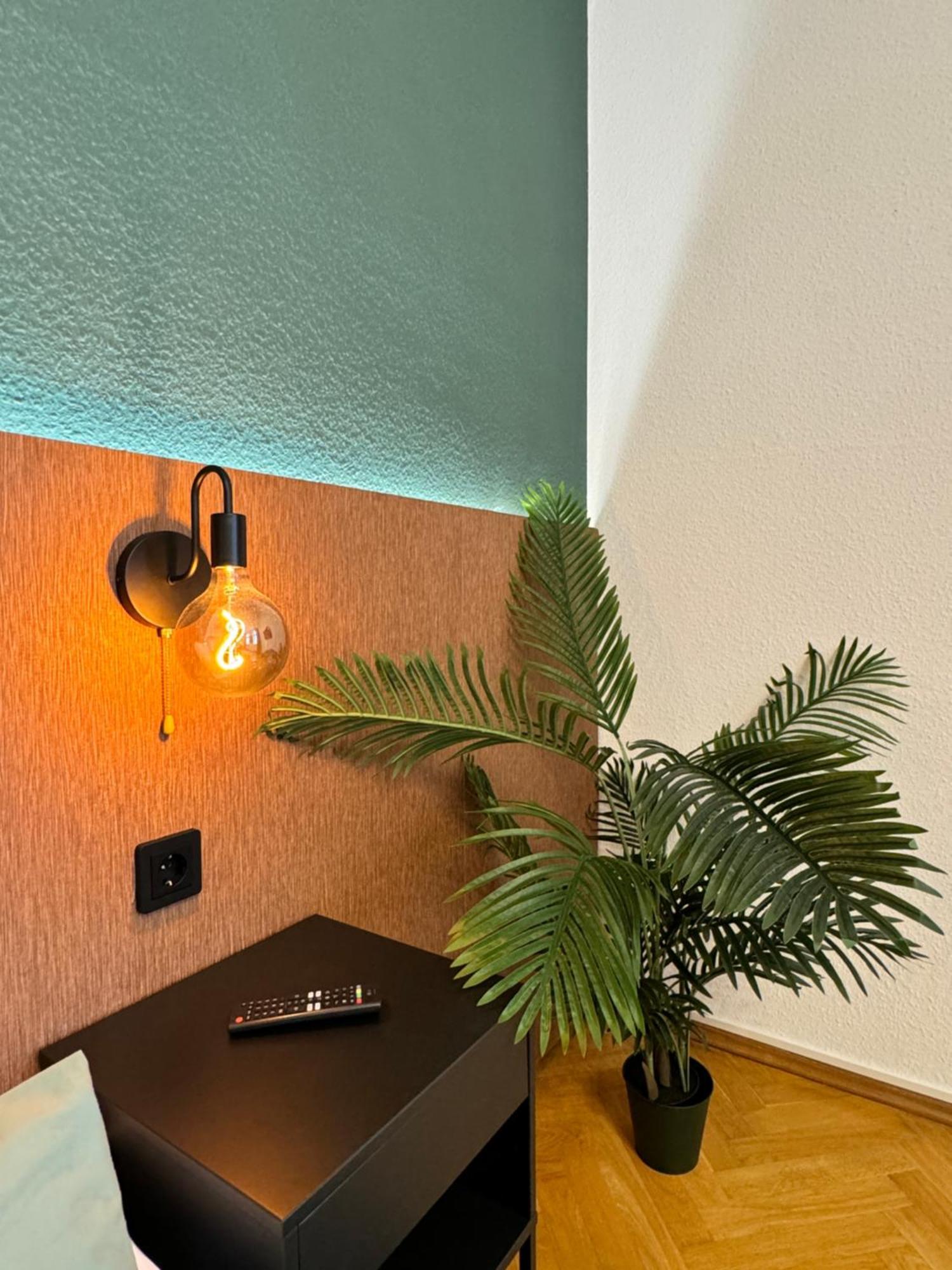 Rebelrents #4 Design Trifft Komfort - Einzigartiges Ferienapartment In Der Nahe Des Hauptbahnhofs Halle  외부 사진